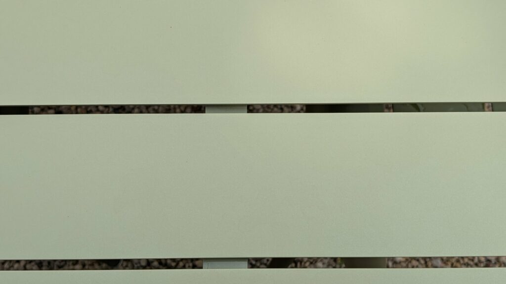 matière aluminium de la collection luxembourg de fermob